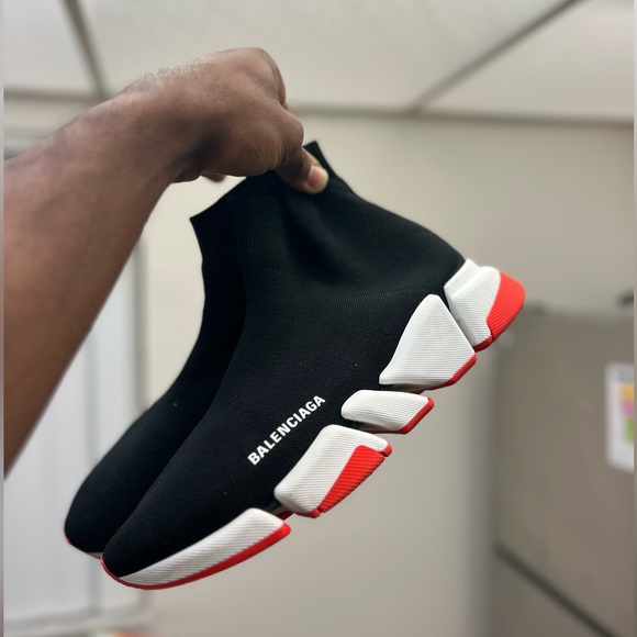 Speed 2.0 Sneaker in black recycled knit, white and red sole unit - Picture 8 of 14